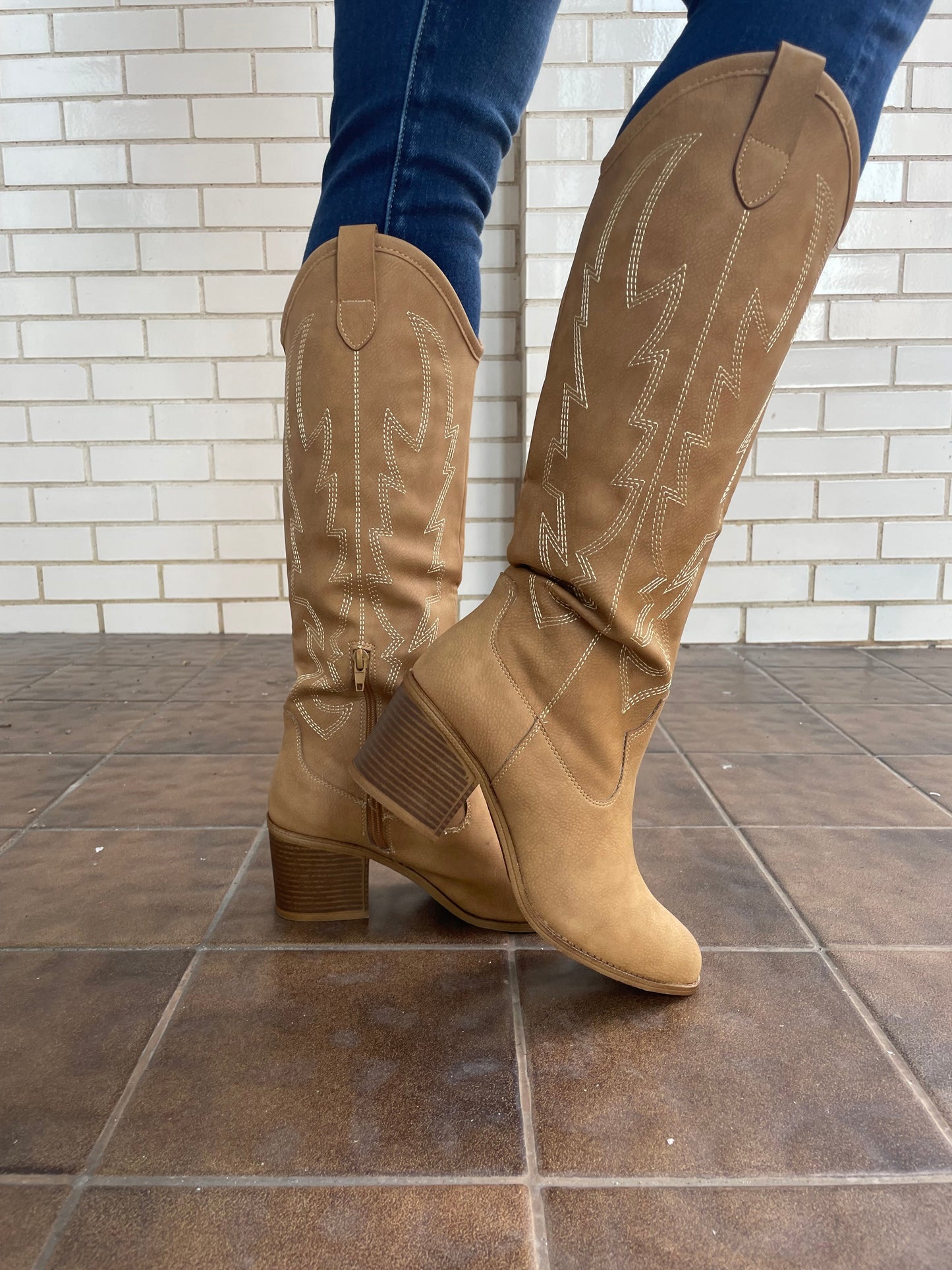 Western Boot in Camel